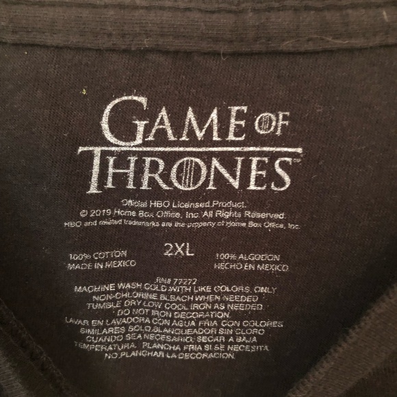 GAME OF THRONES “I DRINK AND I KNOW THINGS” TSHIRT - Picture 4 of 5